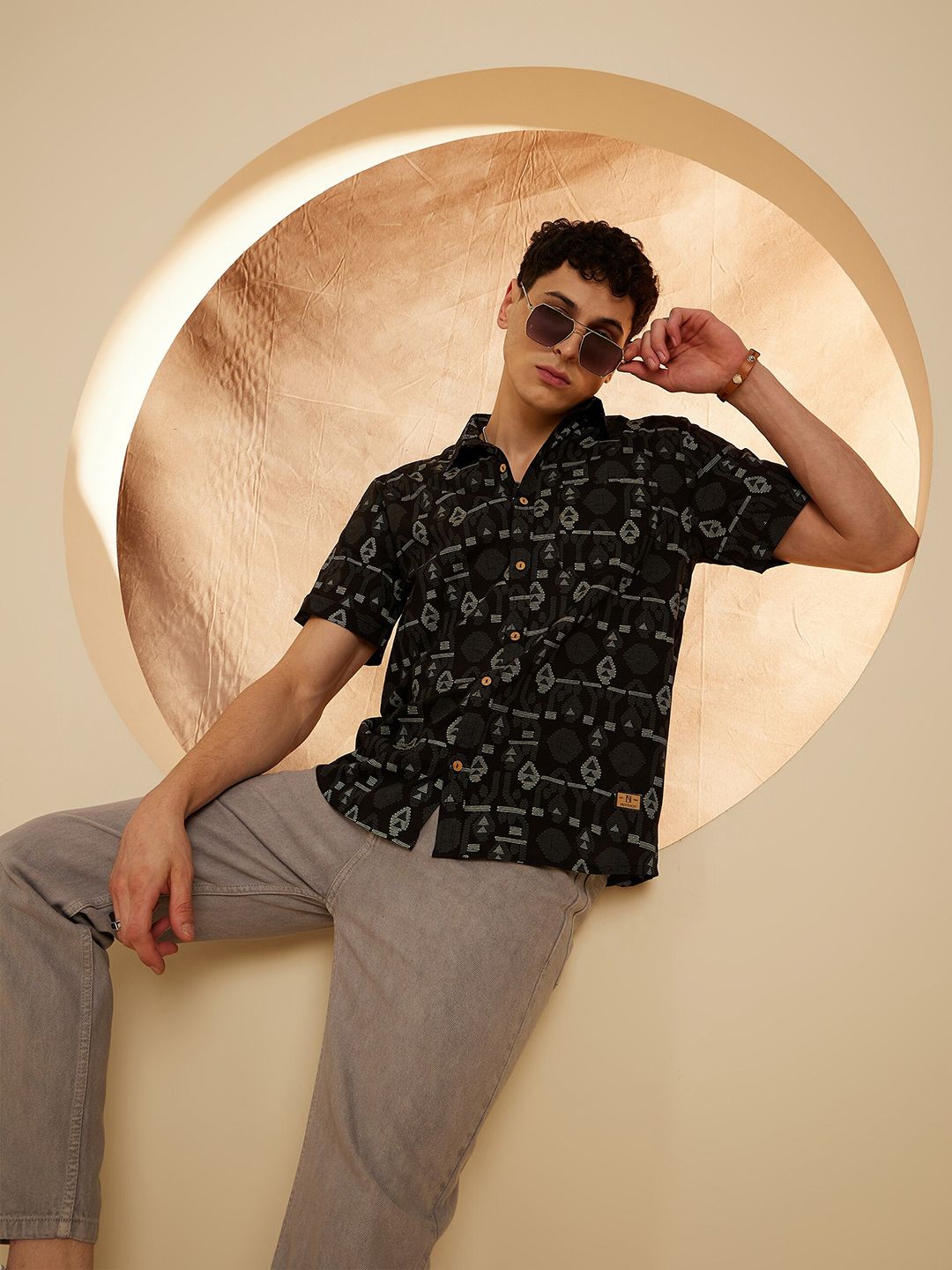DENNISON Smart Geometric Printed Cotton Casual Shirt