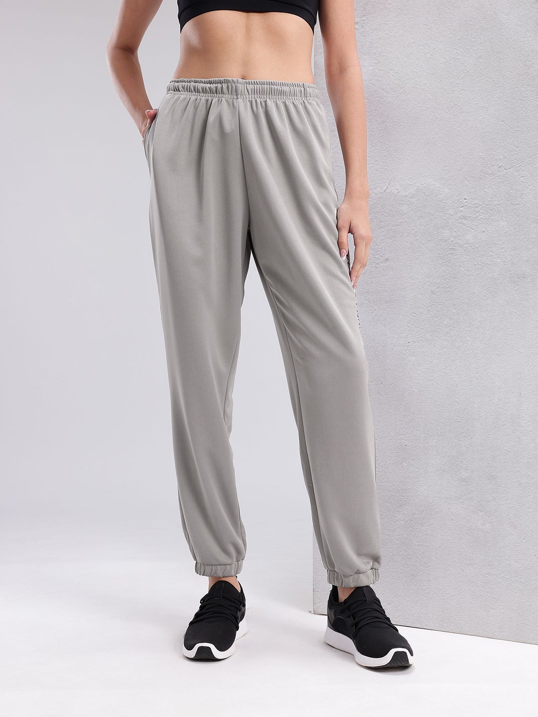 HRX by Hrithik Roshan Women Typography Print Mid-Rise Running Joggers