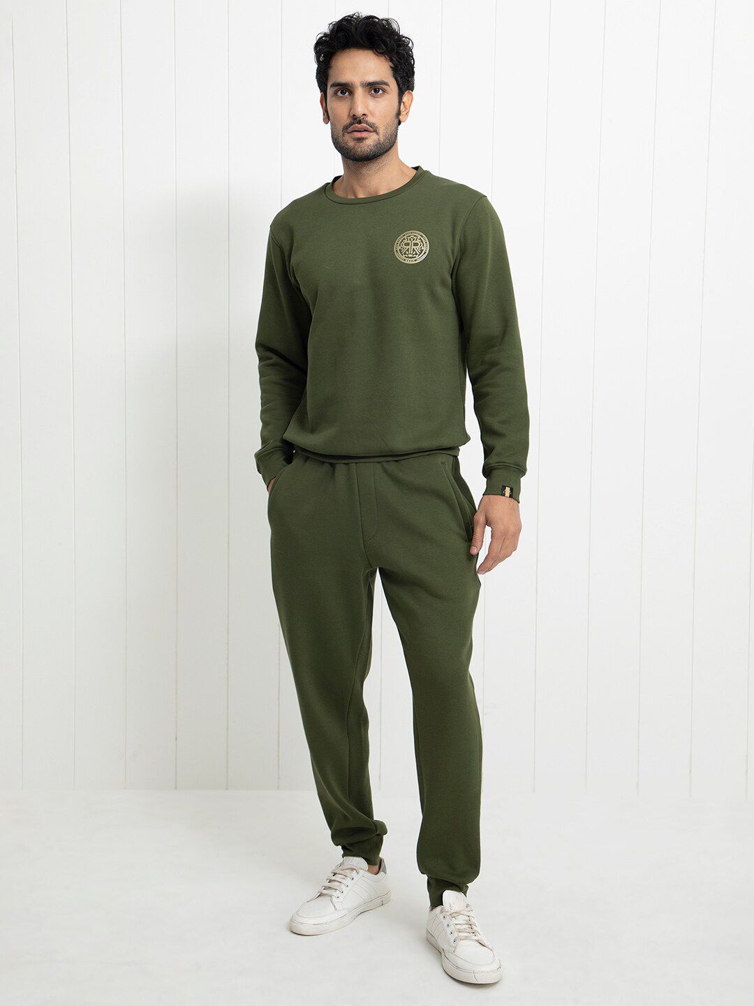 RARE RABBIT Men Pine Graphic Print Logo Sweatshirt