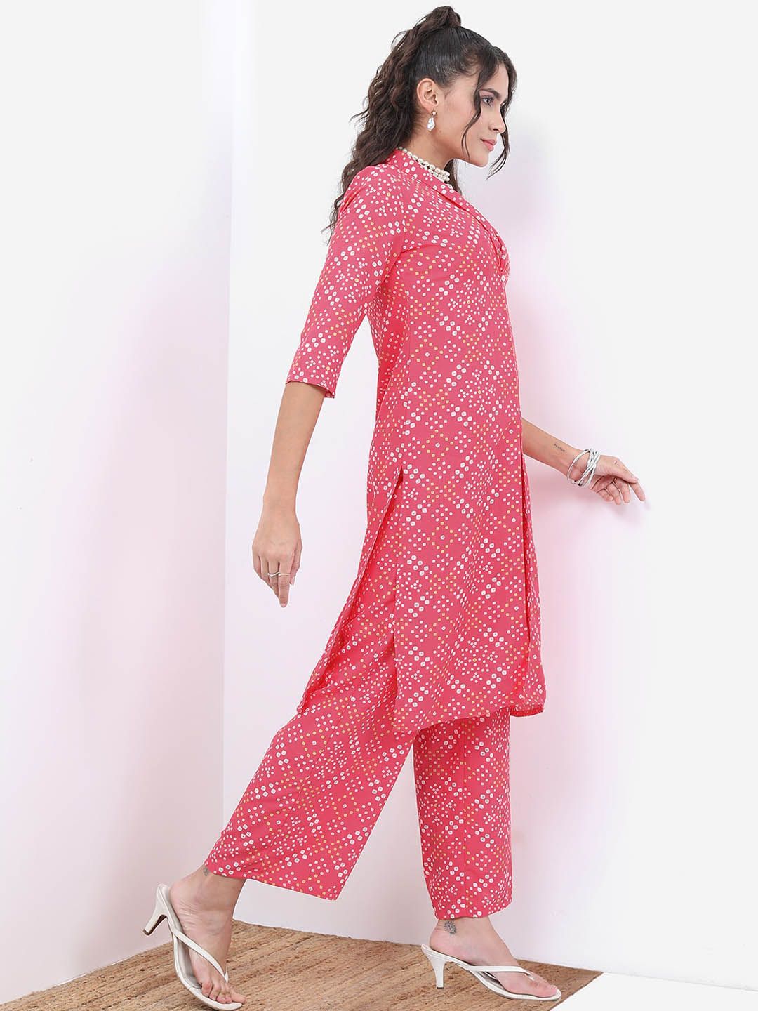 Vishudh Pink Bandhani Printed Crop Top With Trousers & Jacket