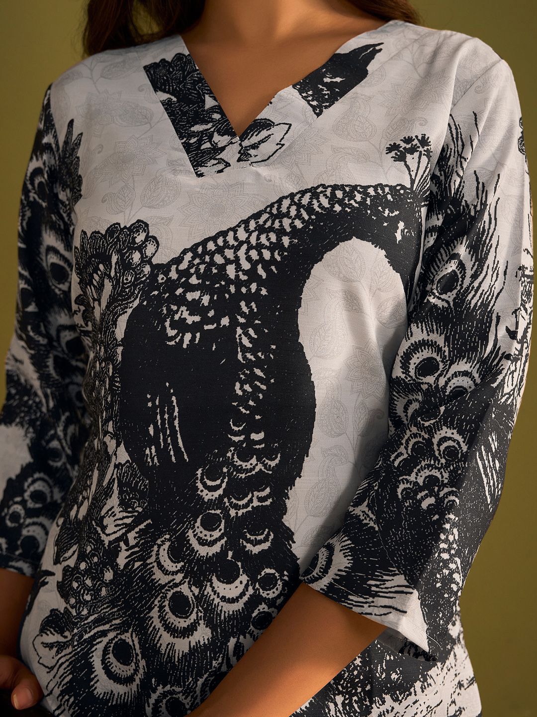 Indo Era Women Floral Printed Regular Pure Cotton Kurta with Trousers
