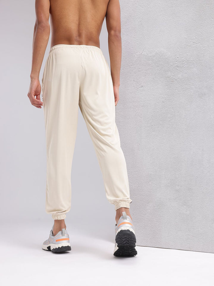 HRX by Hrithik Roshan Men Mid-Rise Typography Print Rapid-Dry Training Joggers