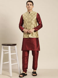 SOJANYA Men Maroon Kurta with Churidar
