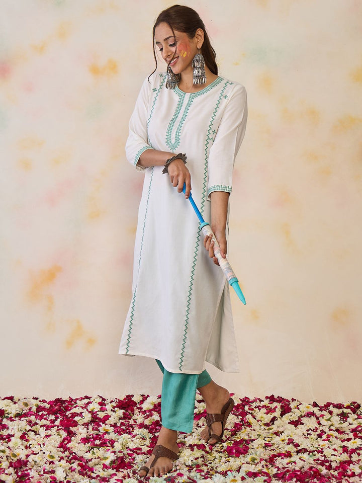 Indo Era Women Geometric Embroidered Thread Work Floral Kurta