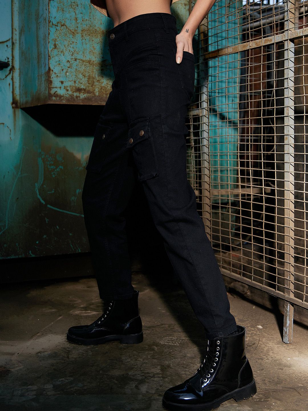 SASSAFRAS Women Cargo Jeans