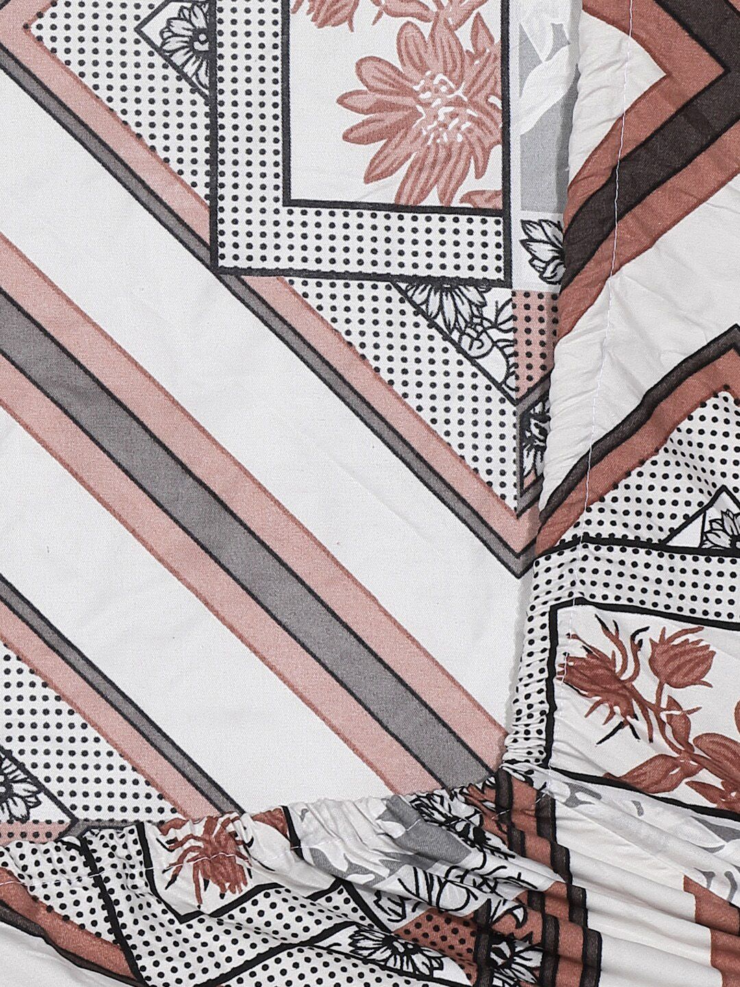 KLOTTHE White Geometric Polycotton 300 TC Dilengkapi Cadar Super King Halus dengan 2 Sarung Bantal-106 x 106 inci