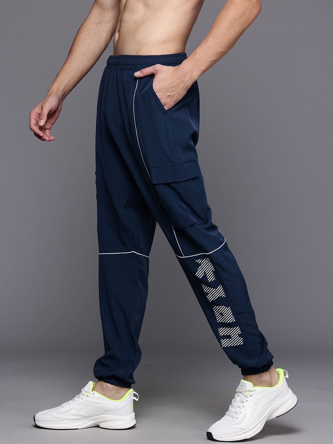 HRX by Hrithik Roshan Men Rapid-Dry Cargo Style Training Joggers