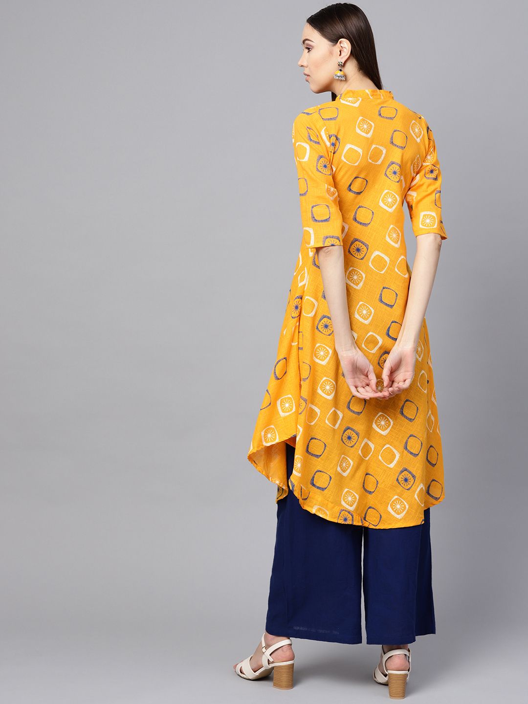 SOJANYA Women Yellow & White Printed A-Line Kurta