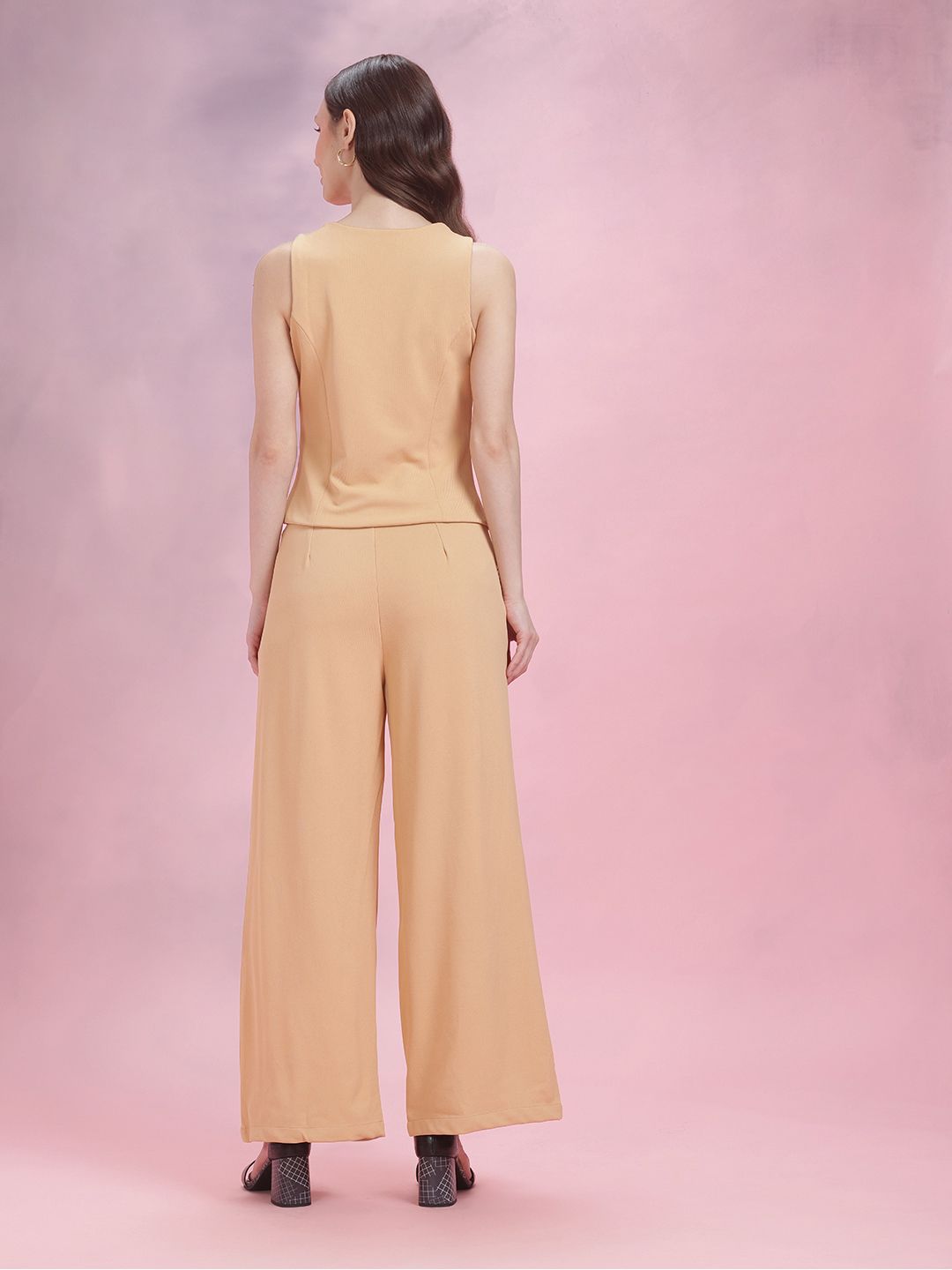 DressBerry Single-Breasted Waistcoat with Wide-Leg Trousers
