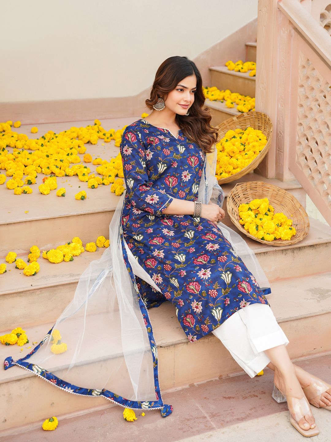 KALINI Floral Printed Gotta Patti Detail Straight Kurta & Trousers With Dupatta