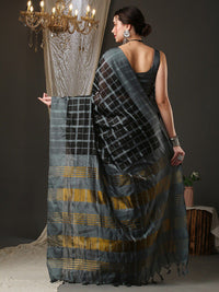 Saree mall Checks Silk Blend Saree