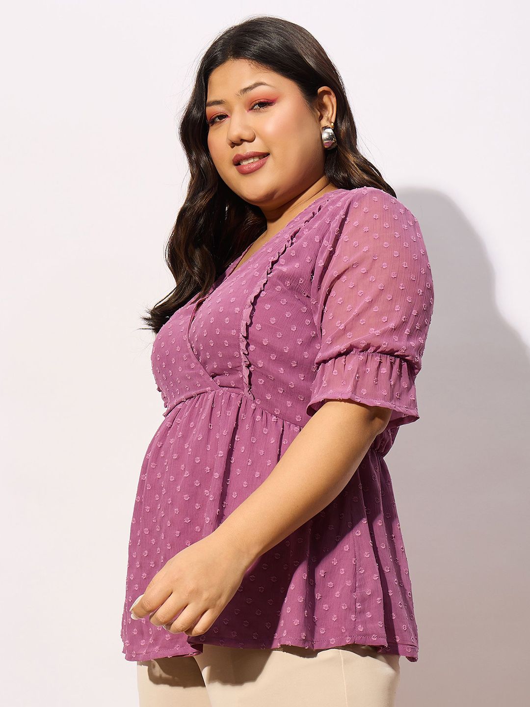 SASSAFRAS Curve Plus Size Self Design Puff Sleeve Empire Top