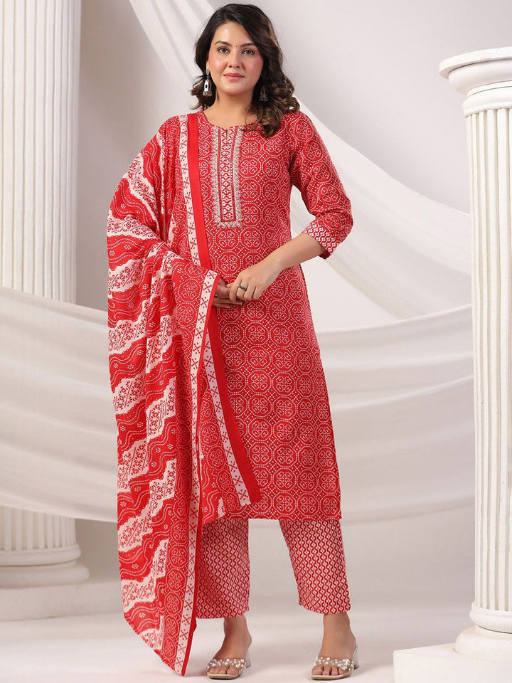 Indo Era Bandhani Printed Notch Neck Pure Cotton Kurta With Trousers & Dupatta