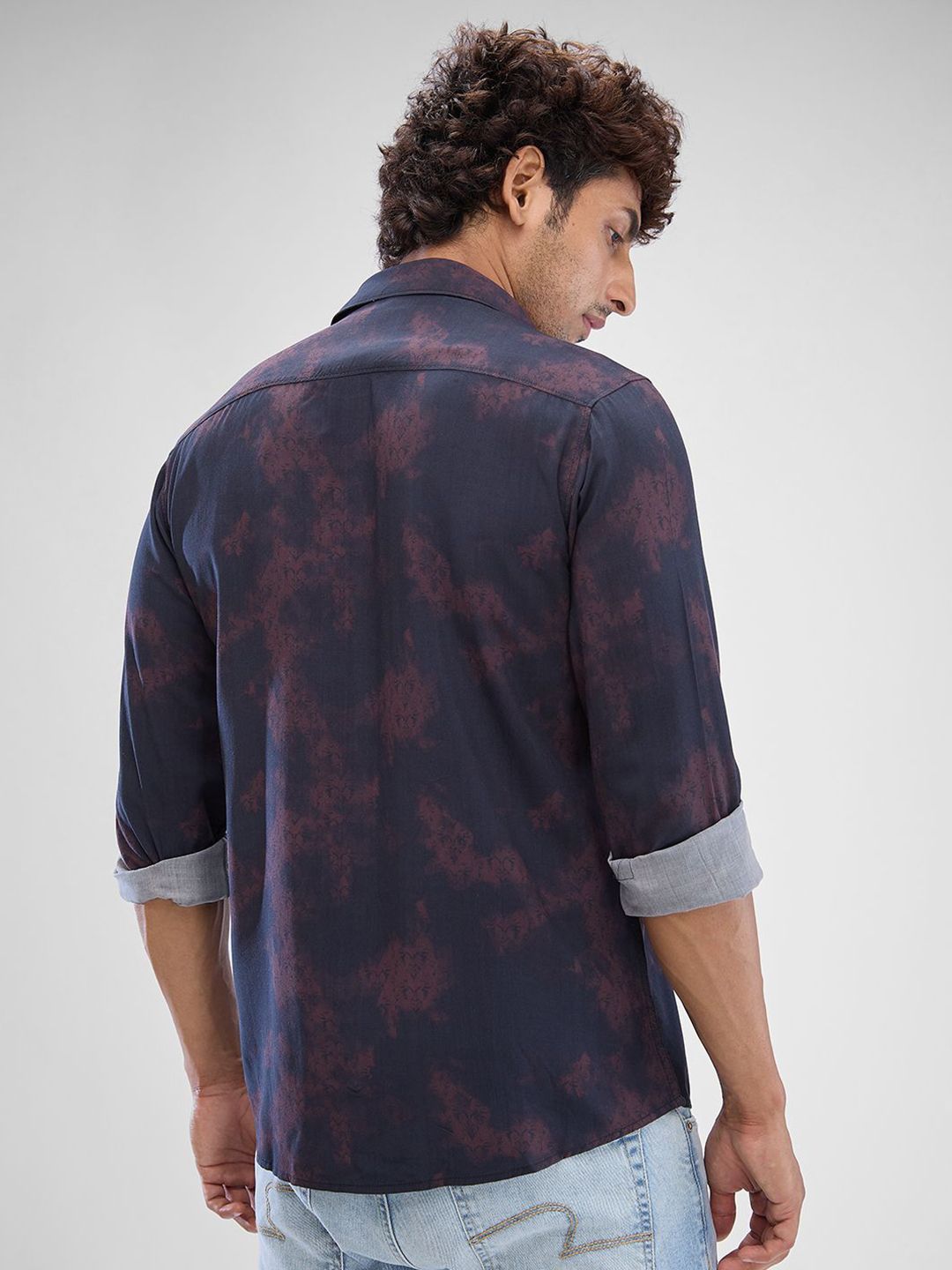 SPYKAR Men Abstract Printed Spread Collar Slim Fit Casual Shirt