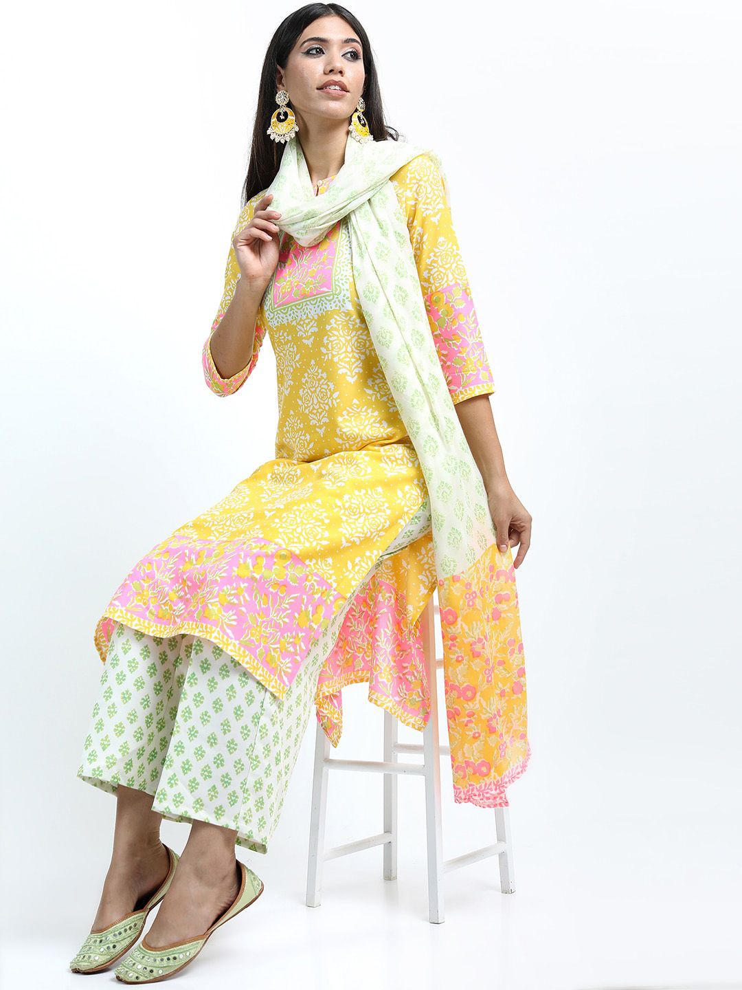 Vishudh Women Yellow Floral Printed Straight Kurti with Trousers & Dupatta