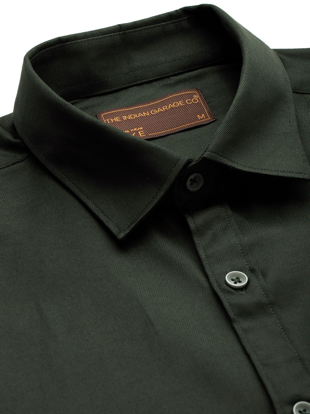 The Indian Garage Co. X Luxe Men Solid Slim Fit Opaque Formal Shirt