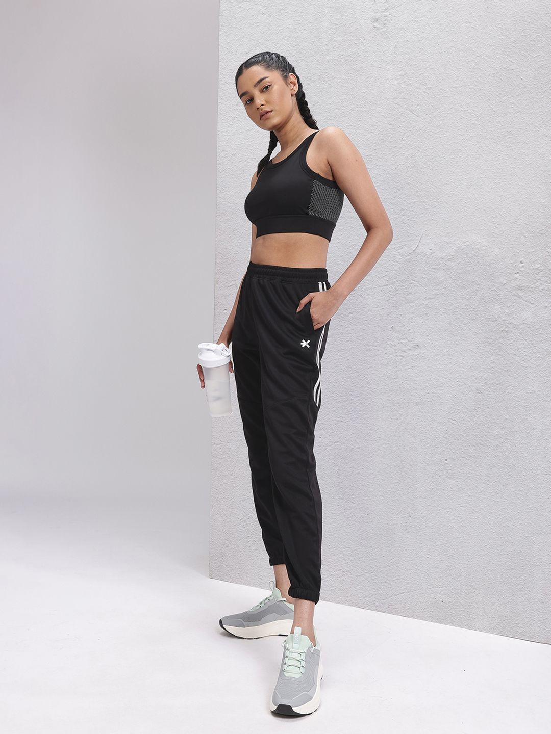 HRX by Hrithik Roshan Women Rapid Dry Retro Running Joggers