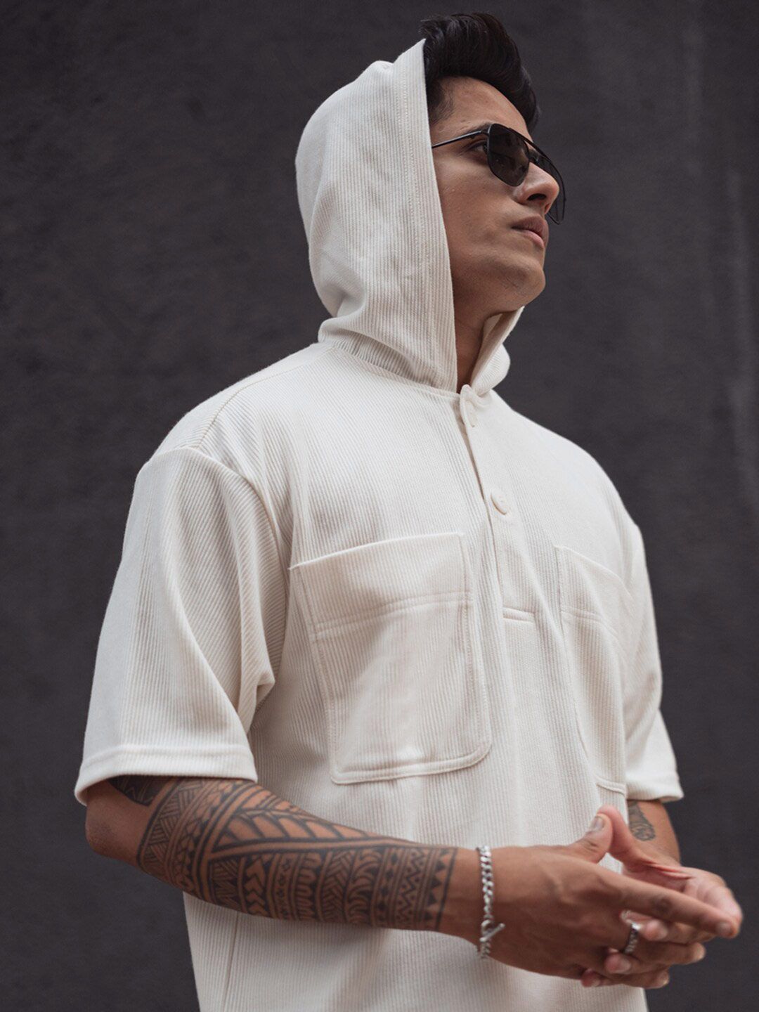 Powerlook Men Self Design Hooded Pockets T-shirt