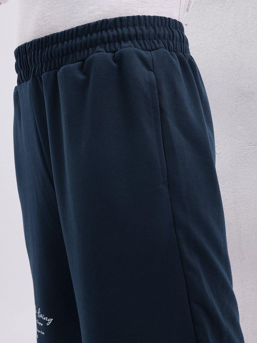 HRX by Hrithik Roshan Men Typography Print Detail Lifestyle Shorts