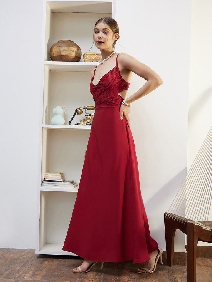 Berrylush Red V-Neck Shoulder Straps Cut-Outs Maxi Dress