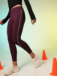 HRX by Hrithik Roshan Women Haptic Pulse Story Rapid-Dry Printed Running Tights