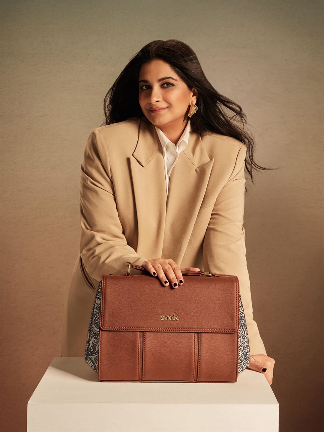Zouk Wanita Colaba Shirin Rhea Kapoor Satchel Bag
