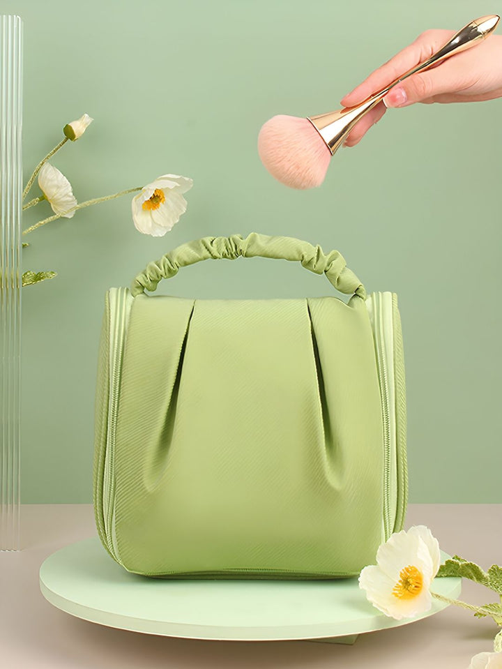 Cortina Green Water Resistant Makeup Organiser