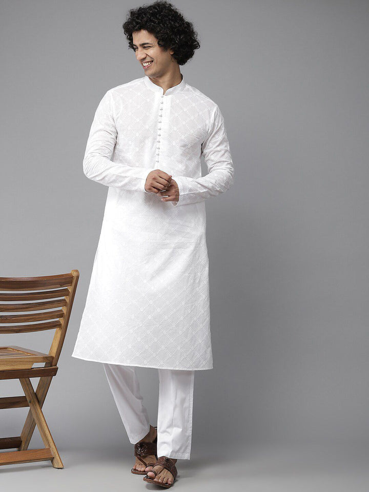 See Designs Men White Chikankari Embroidered Straight Kurta