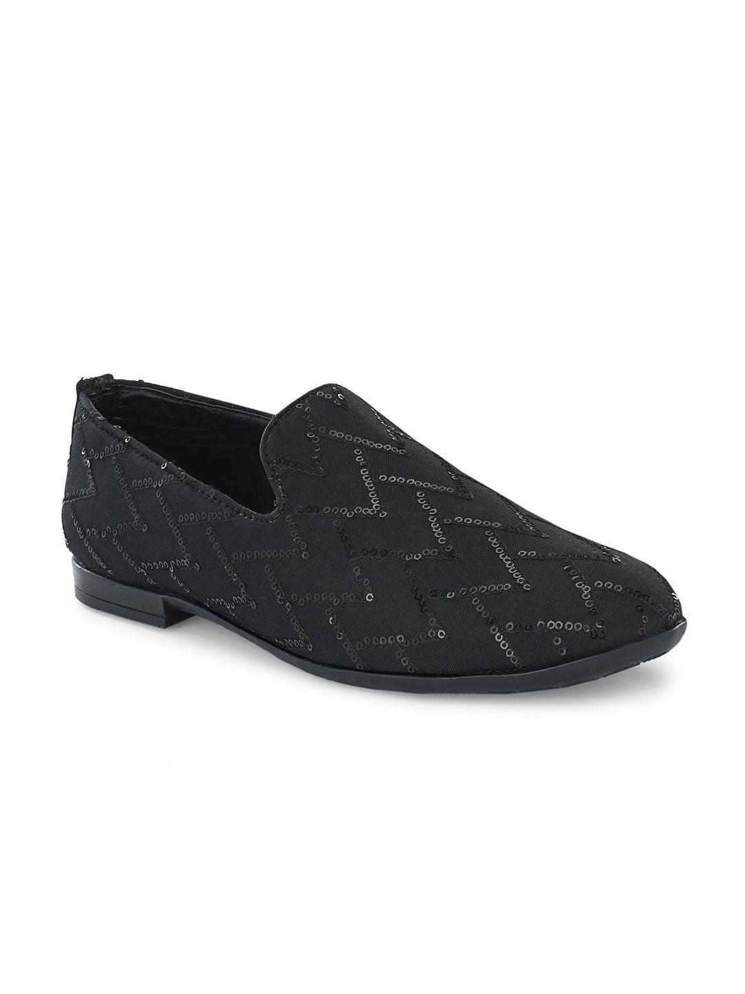 House of Pataudi Men Embellished Lightweight Mojaris