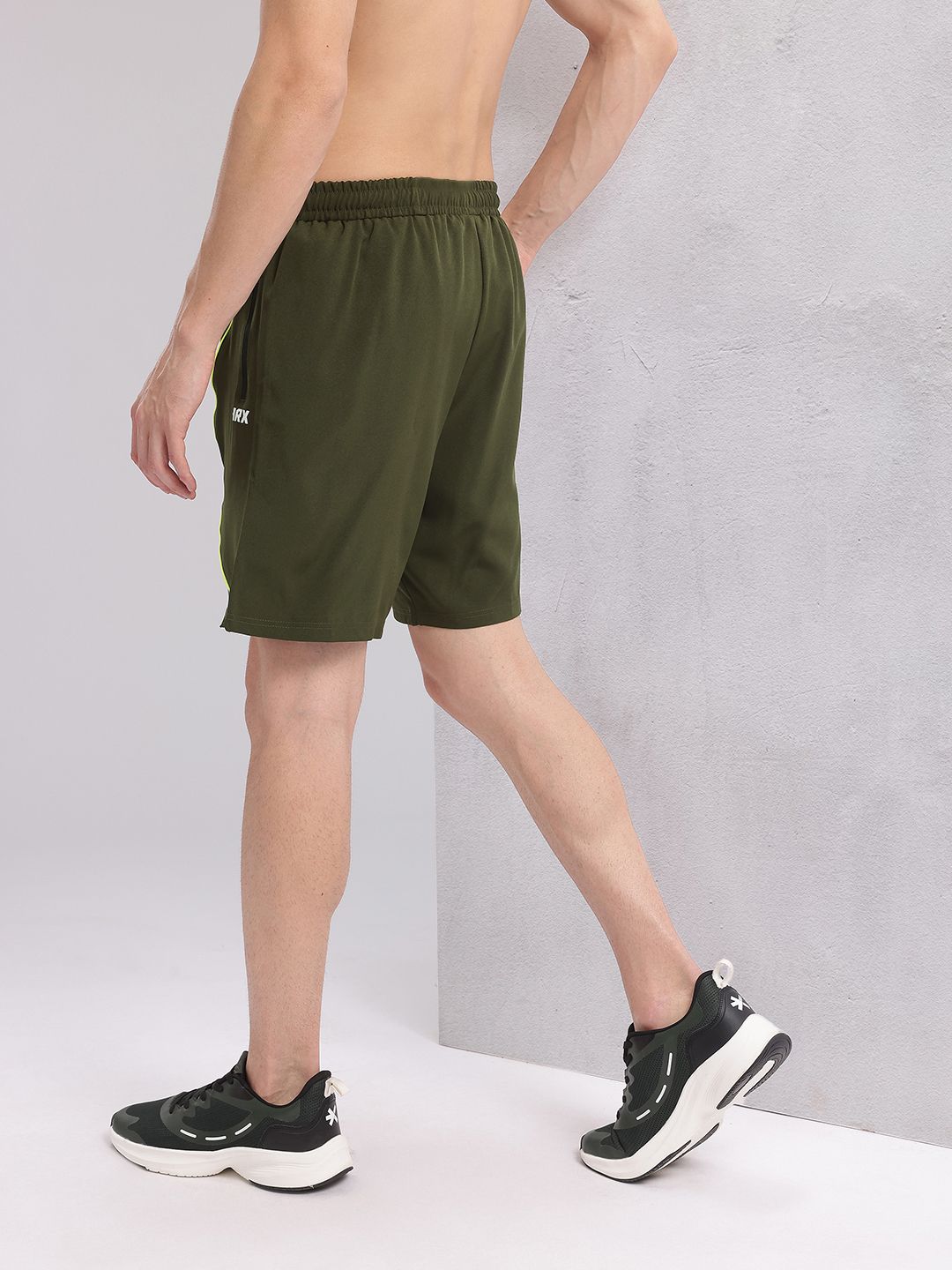 HRX by Hrithik Roshan Men Brand Logo Print Detail Training Shorts with Contrast Piping