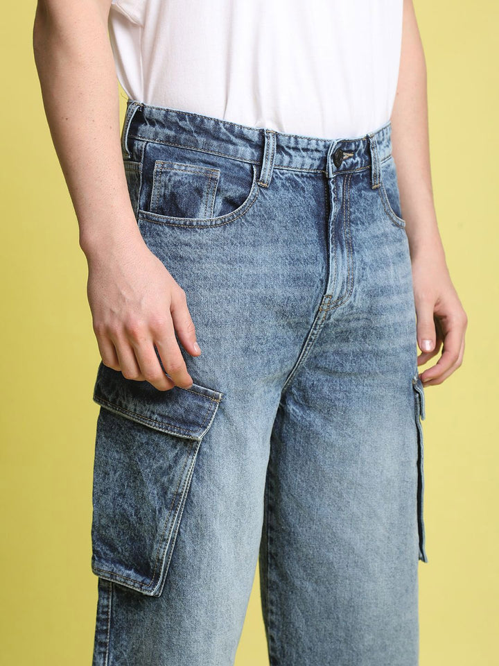 Bene Kleed Men Pure Cotton Light Fade Mid Rise Cargo  Jeans
