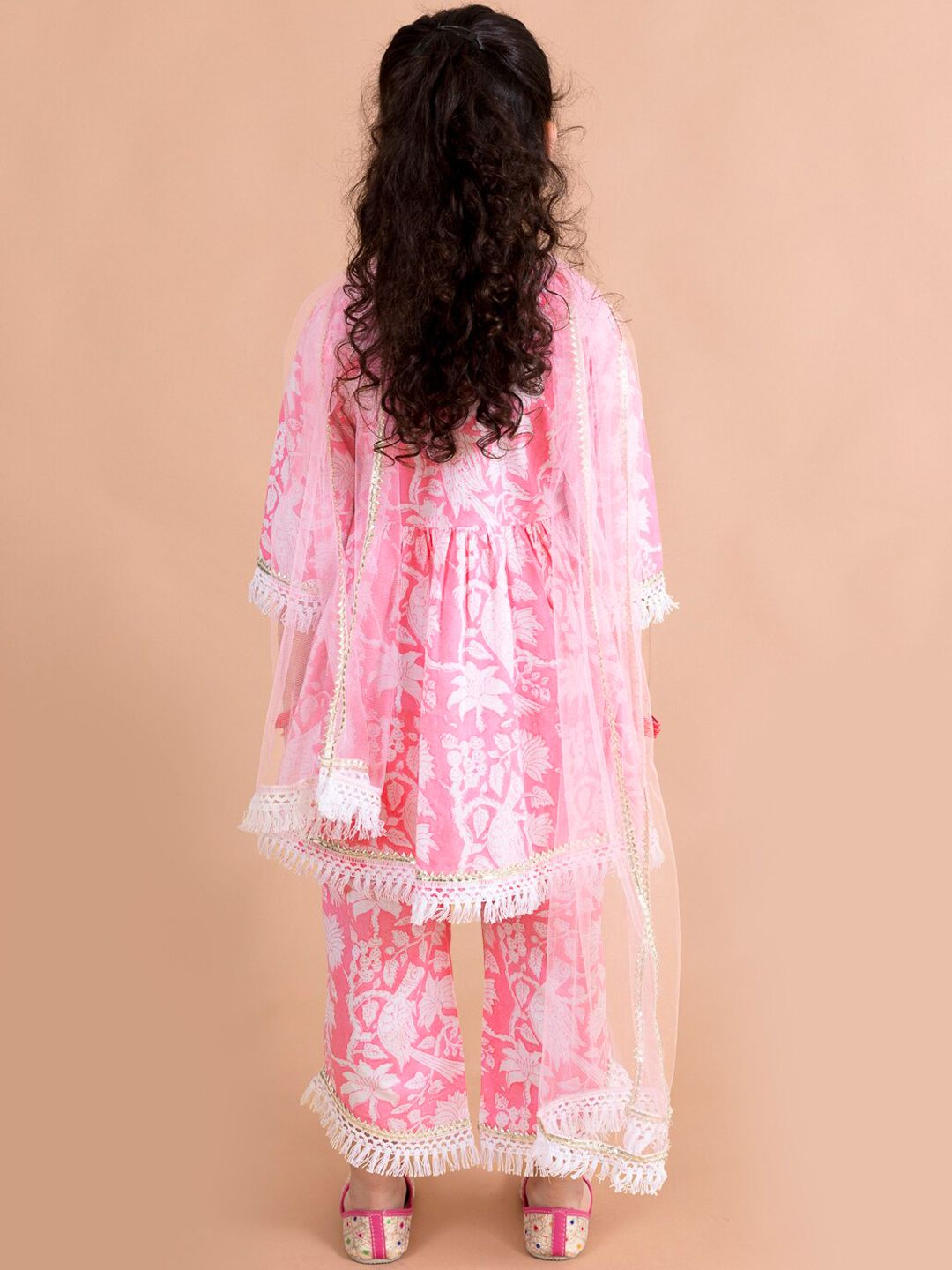 pspeaches Girls Pink Floral Printed Pleated Pure Cotton Kurta with Trousers & With Dupatta