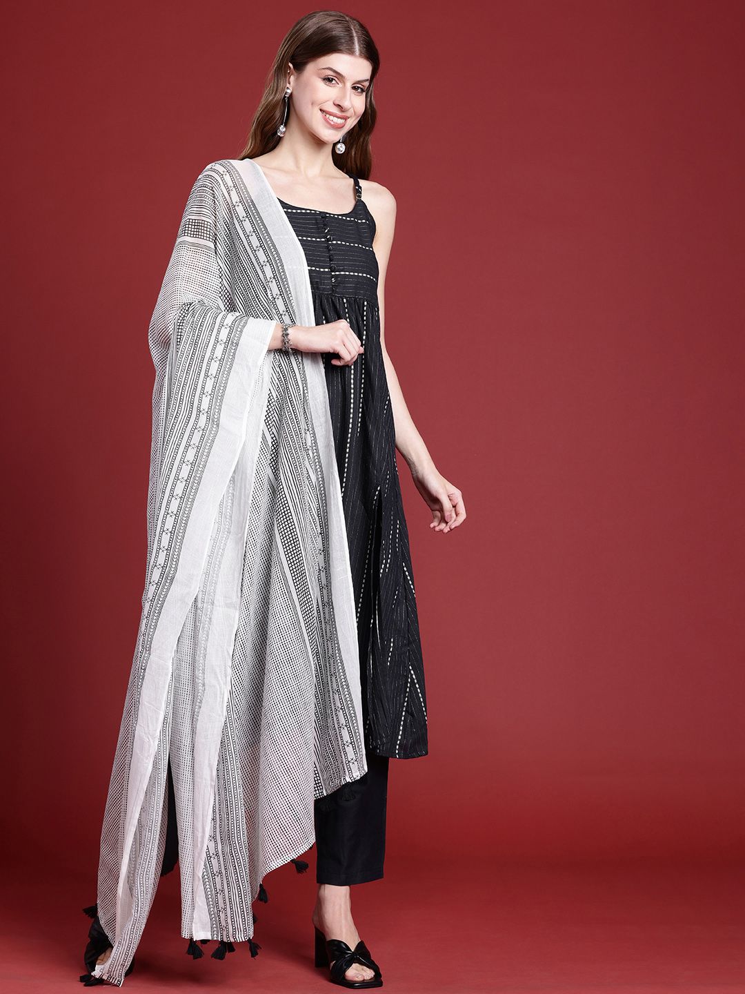 Anouk Women Woven Design A-Line Kurta With Trousers & Printed Dupatta