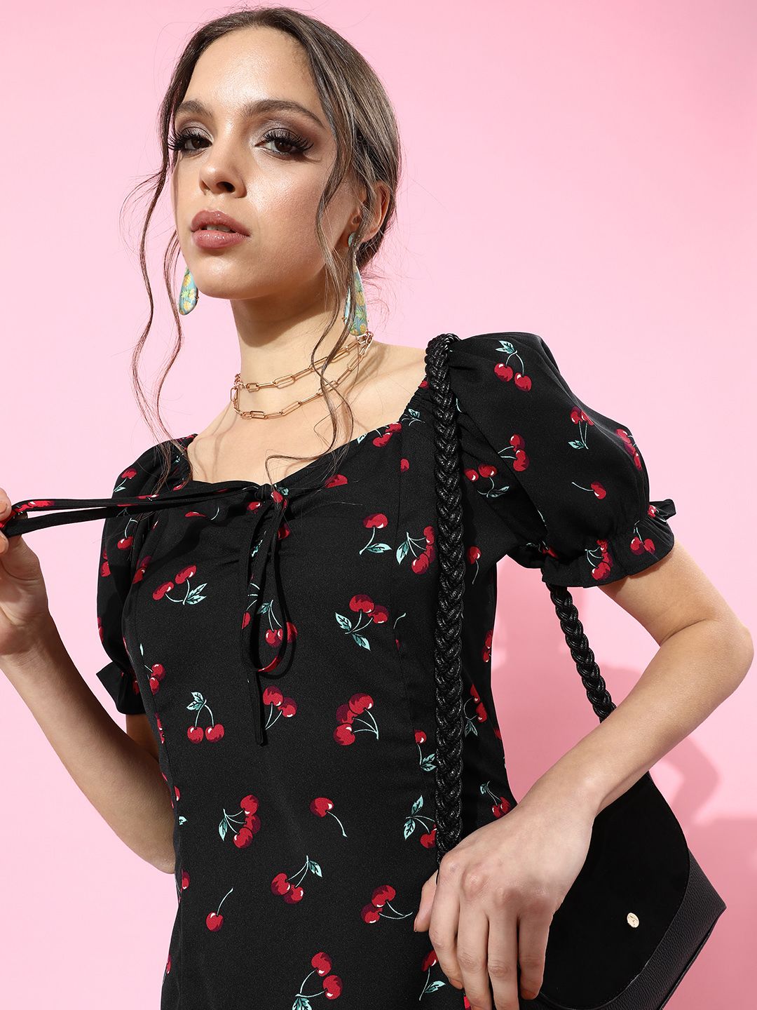 Berrylush Women Stylish Black Conversational Tiered Dress