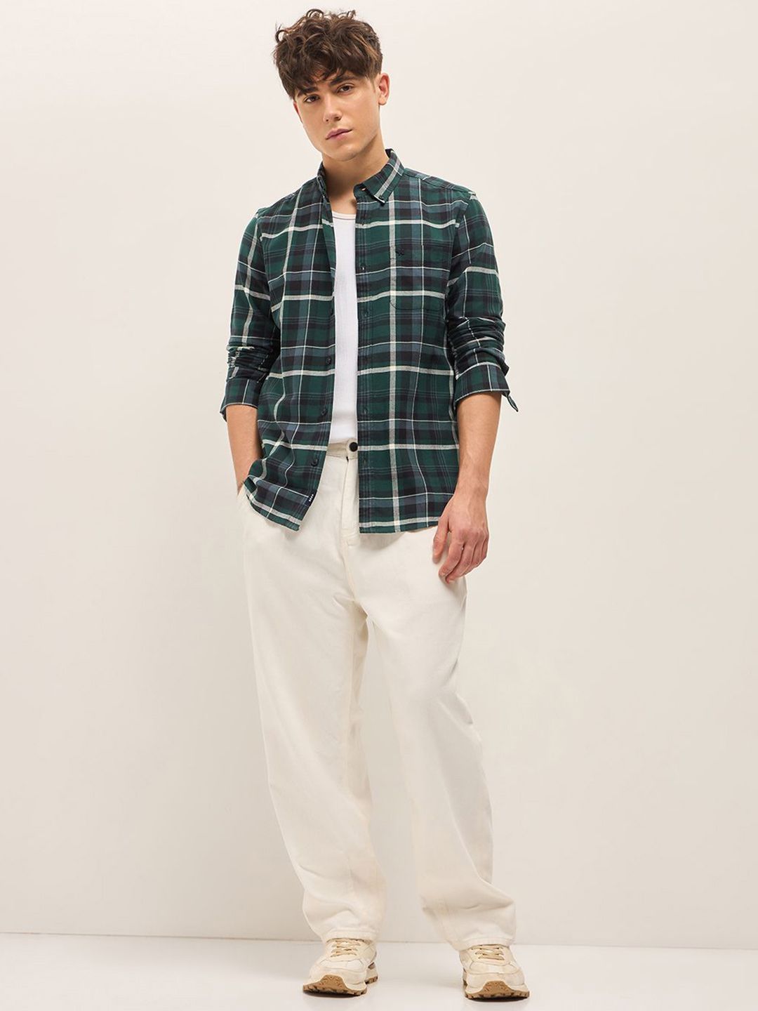 THE BEAR HOUSE Men Button-Down Collar Checked Cotton Slim Fit Casual Shirt