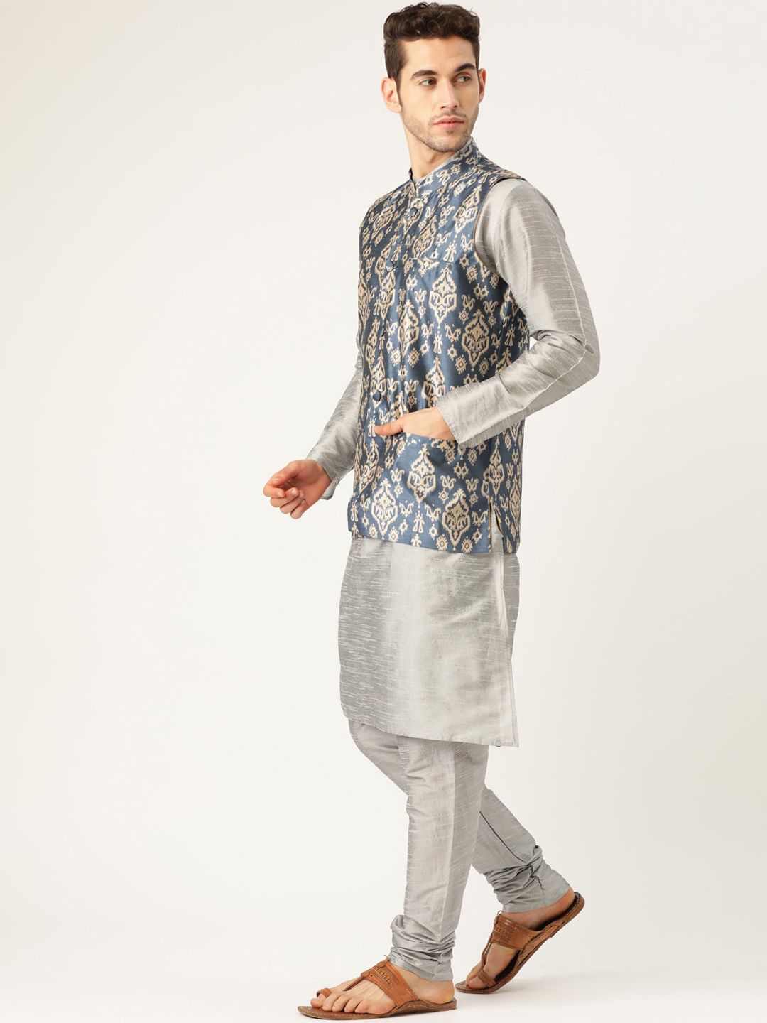 SOJANYA Ethnic Motif Printed Mandarin Collar Kurta With Churidar & Nehru Jacket