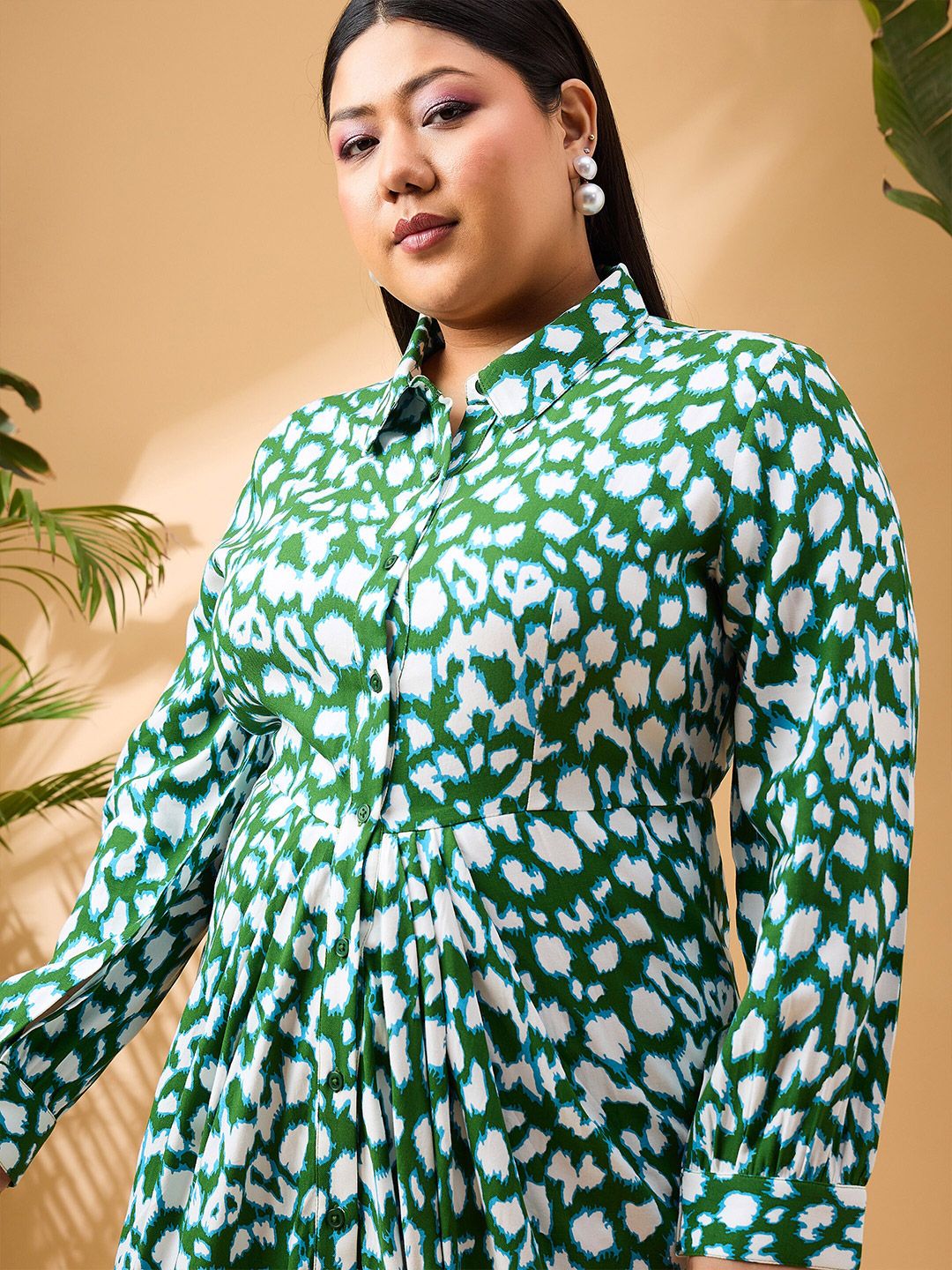 SASSAFRAS Curve Plus Size Green Abstract Print Shirt Collar Cuffed Sleeves Maxi Dress