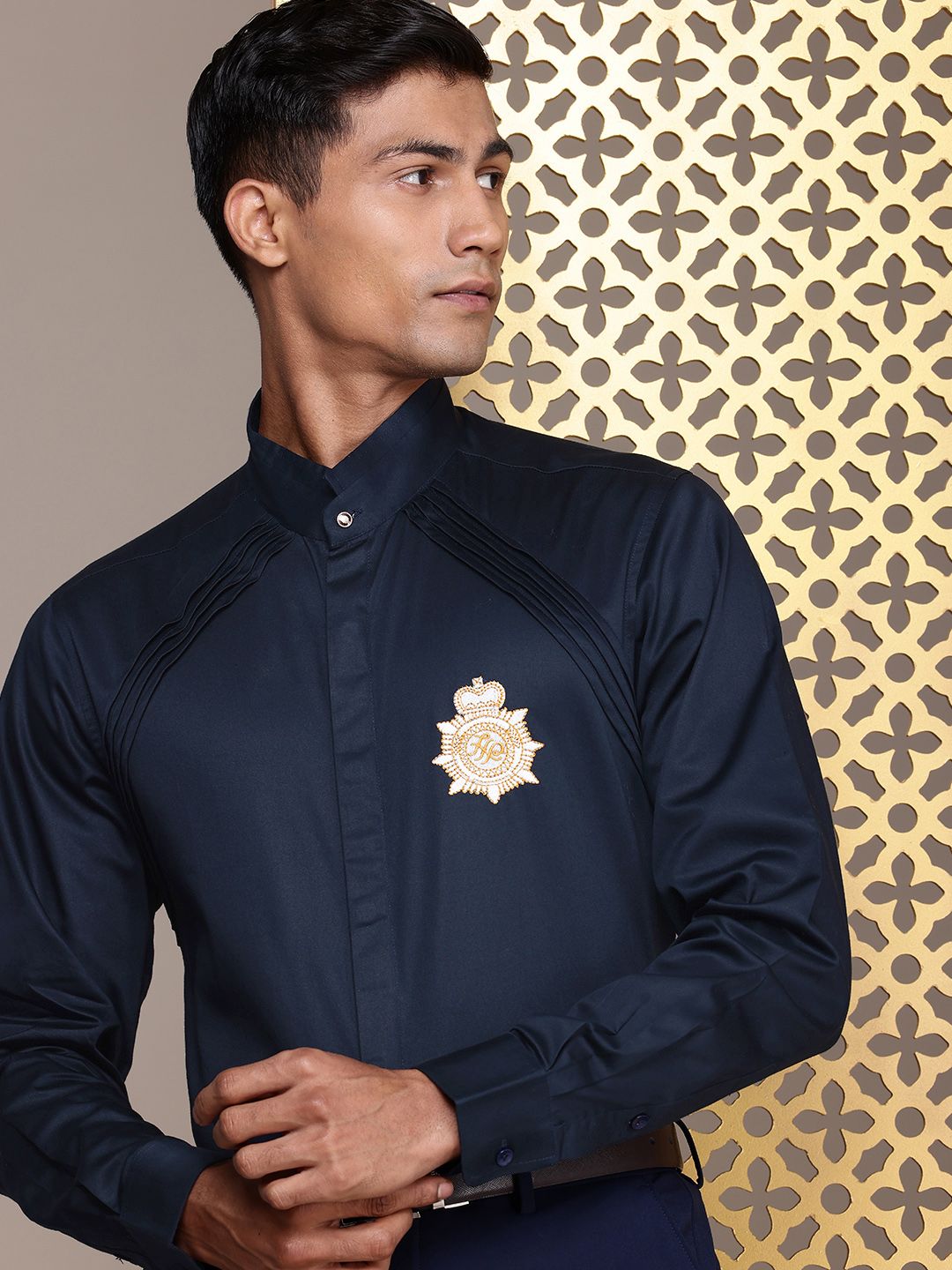 House of Pataudi Embroidered Pure Cotton Opaque Party Shirt