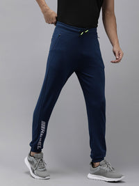 Spykar Men mencetak joggers Slim Fit Mid-Rise