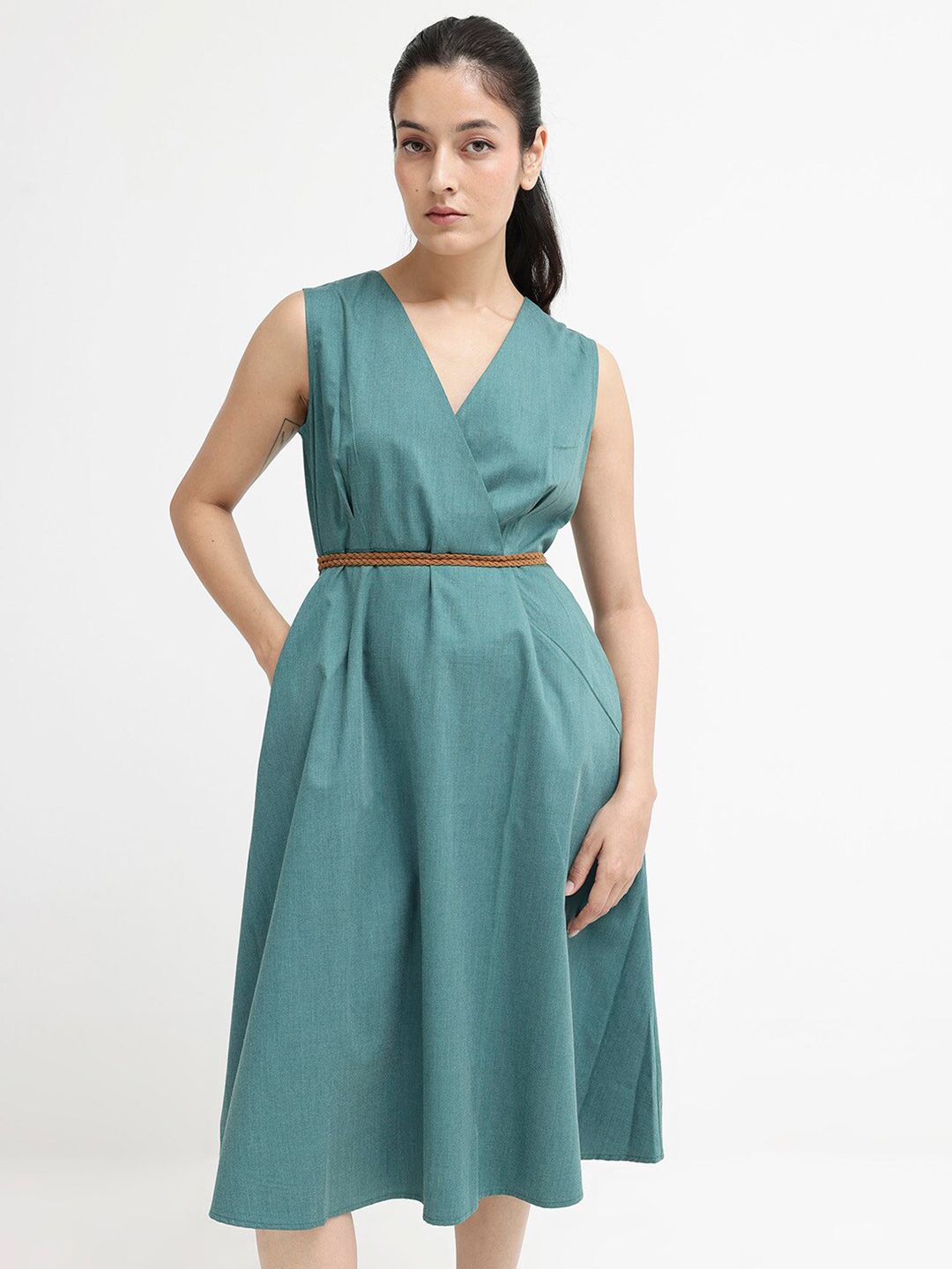 Rareism v-neck Cotton A-line midi Dress