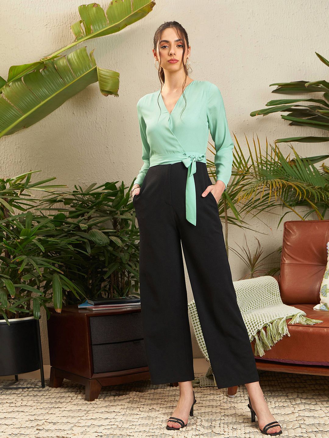 SASSAFRAS Sea Green & Black Colourblocked Basic Jumpsuit