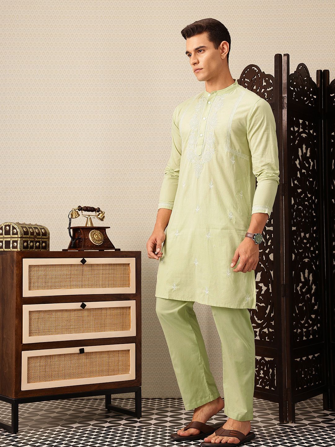 House of Pataudi Hand embroidered chikankari pure cotton Jashn kurta paired with matching pyjama trousers