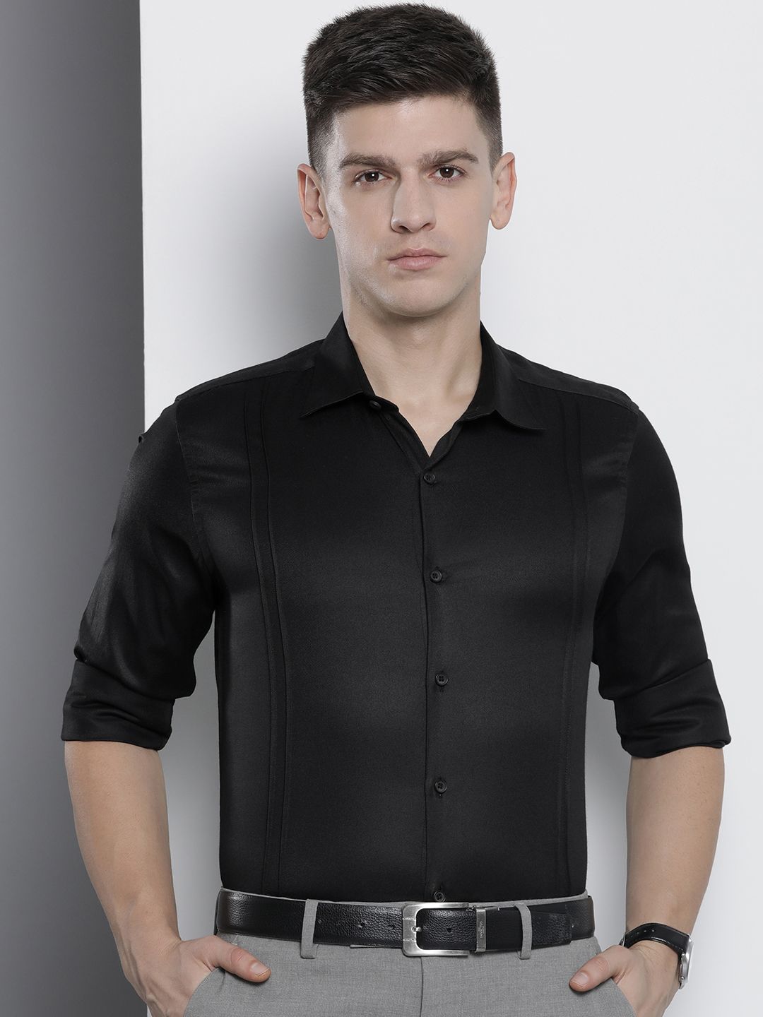 The Indian Garage Co. X Luxe Men Black Slim Fit Opaque Formal Shirt
