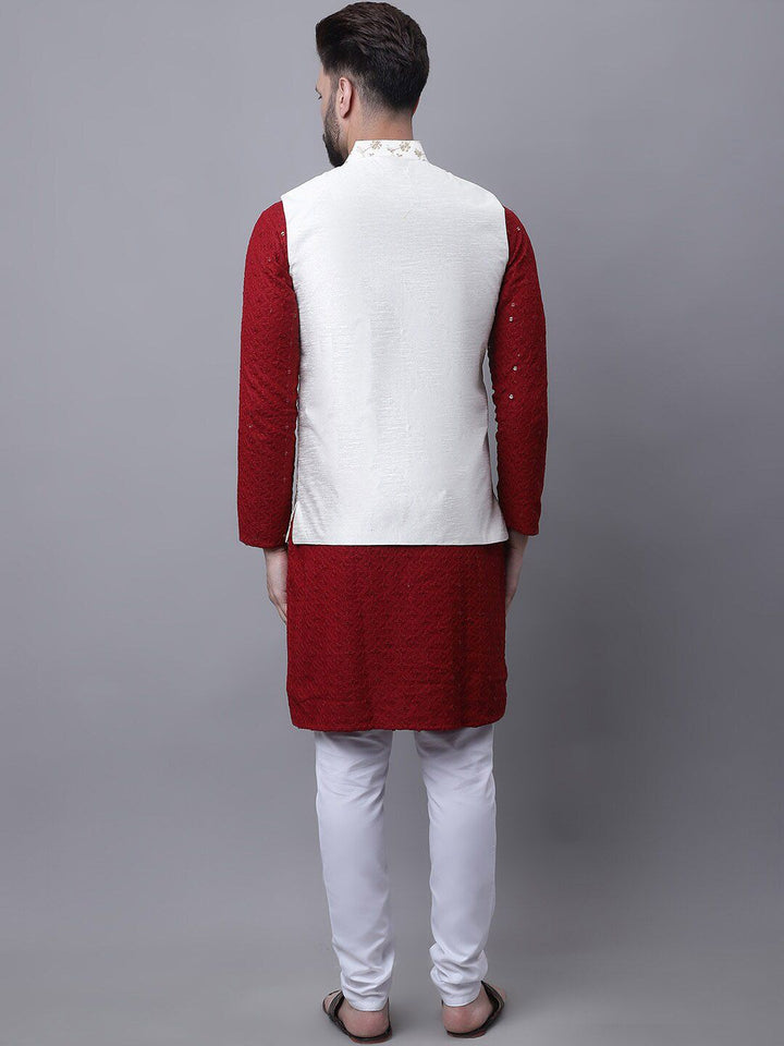 SOJANYA Men Floral Embroidered Pure Cotton Mirror Work Kurta With Pyjamas & Nehru Jacket