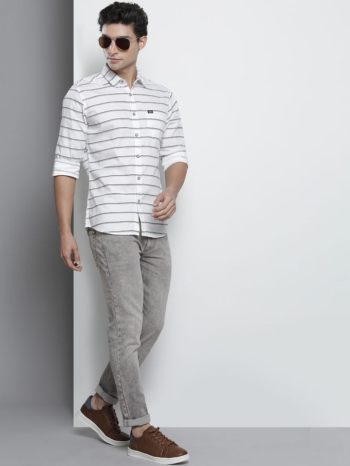 The Indian Garage Co Men Grey Slim Fit Light Fade Stretchable Jeans
