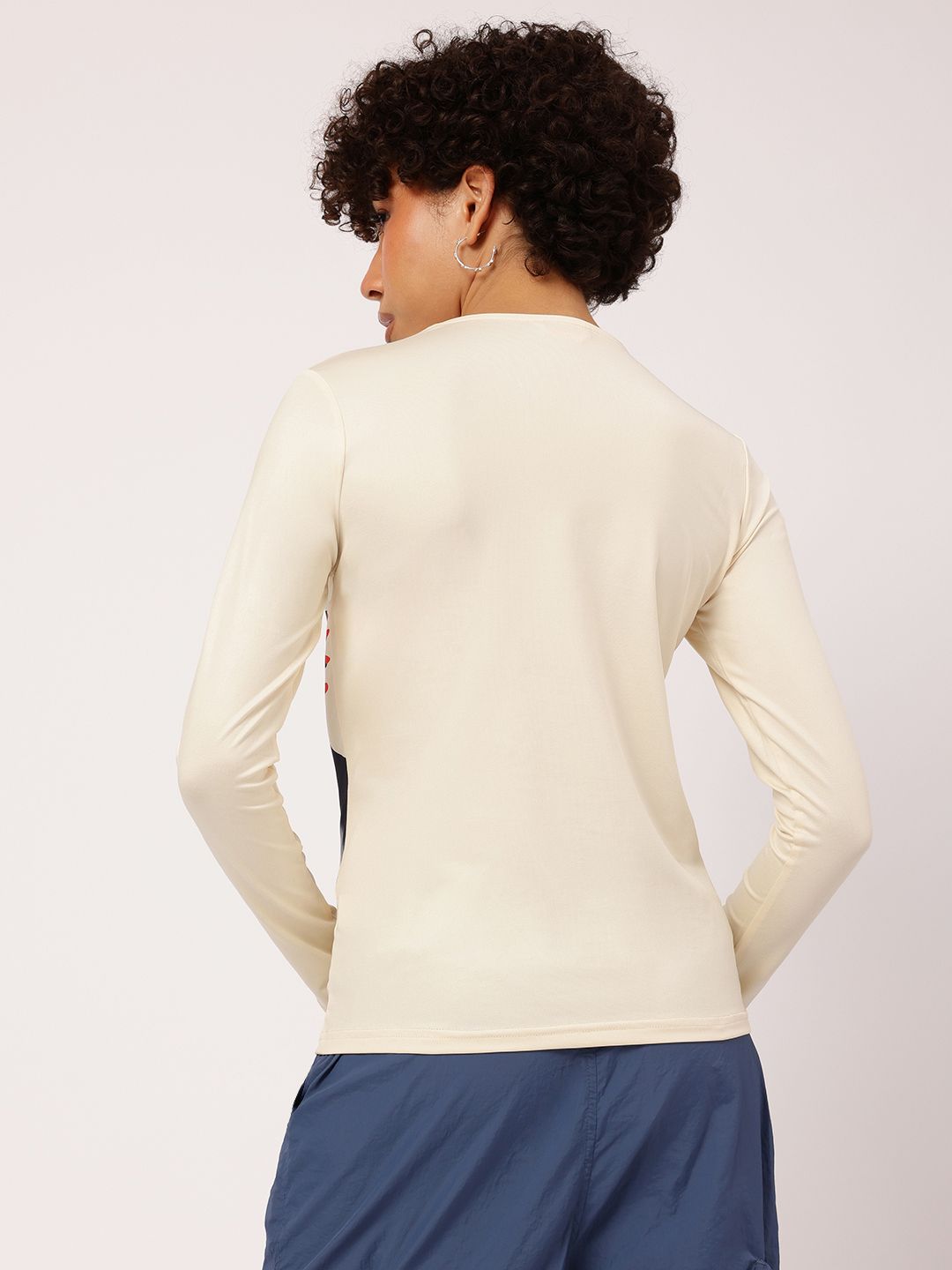 DressBerry Hands-on Fitted Top
