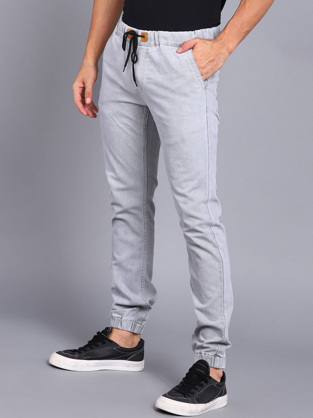Urbano Fashion Men Grey Slim Fit Mid-Rise Clean Look Stretchable Jeans