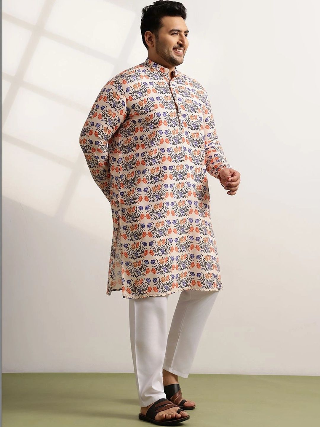 SOJANYA PLUS Men Floral Printed Floral Kurta