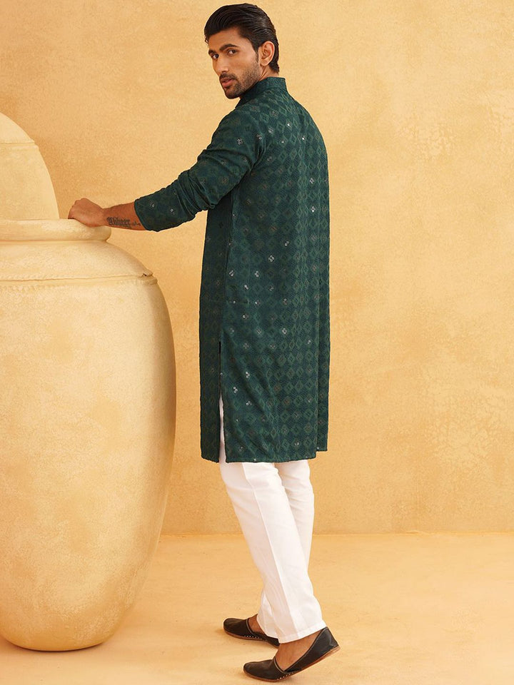 SOJANYA Benang Kolar Mandarin Bersulam Geometrik Berfungsi Kurta Kapas Tulen Dengan Churidar