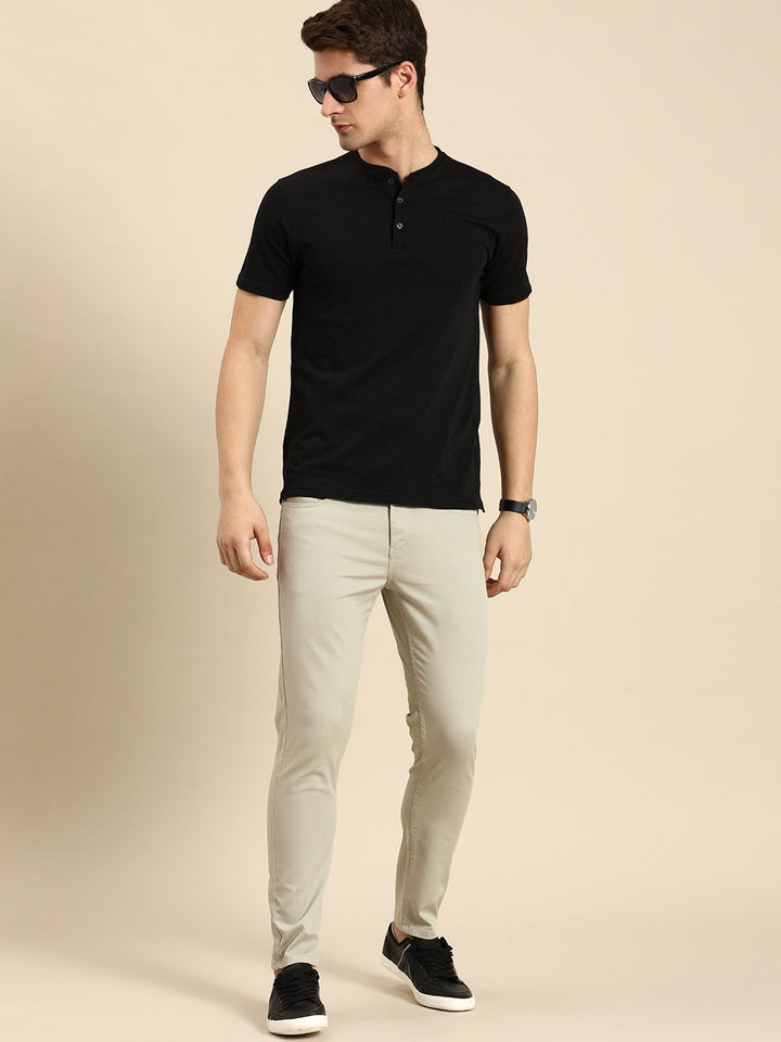 Being Human Men Solid Mid-Rise Regular Fit Chinos